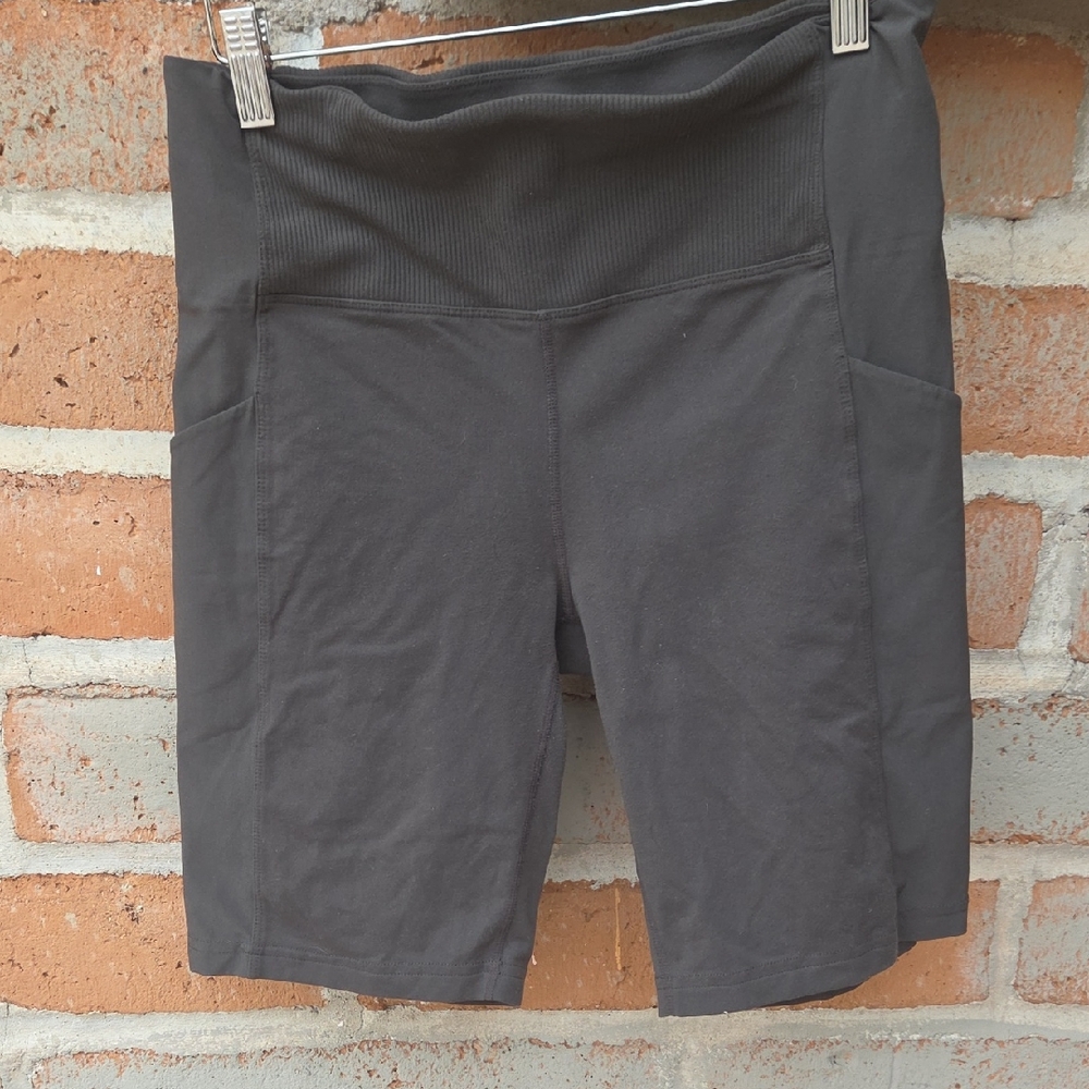 Athleta Dark Olive Green/gray Bike Shorts for Active Wear